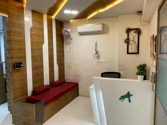 Iscon Emporio