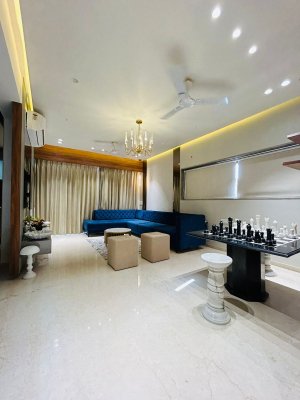 Arista Courtyard