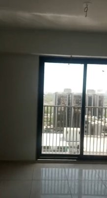 Sky 100