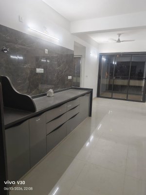 Ratnam Aurum